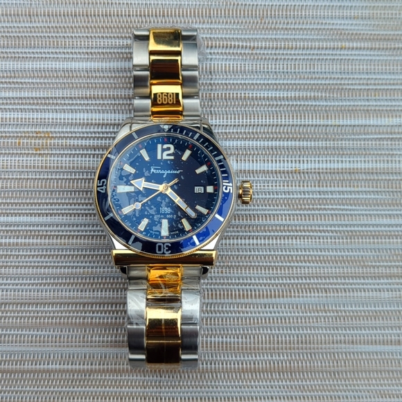 Salvatore Ferragamo 1898 Two-Tone Sport Watch - Picture 1 of 8